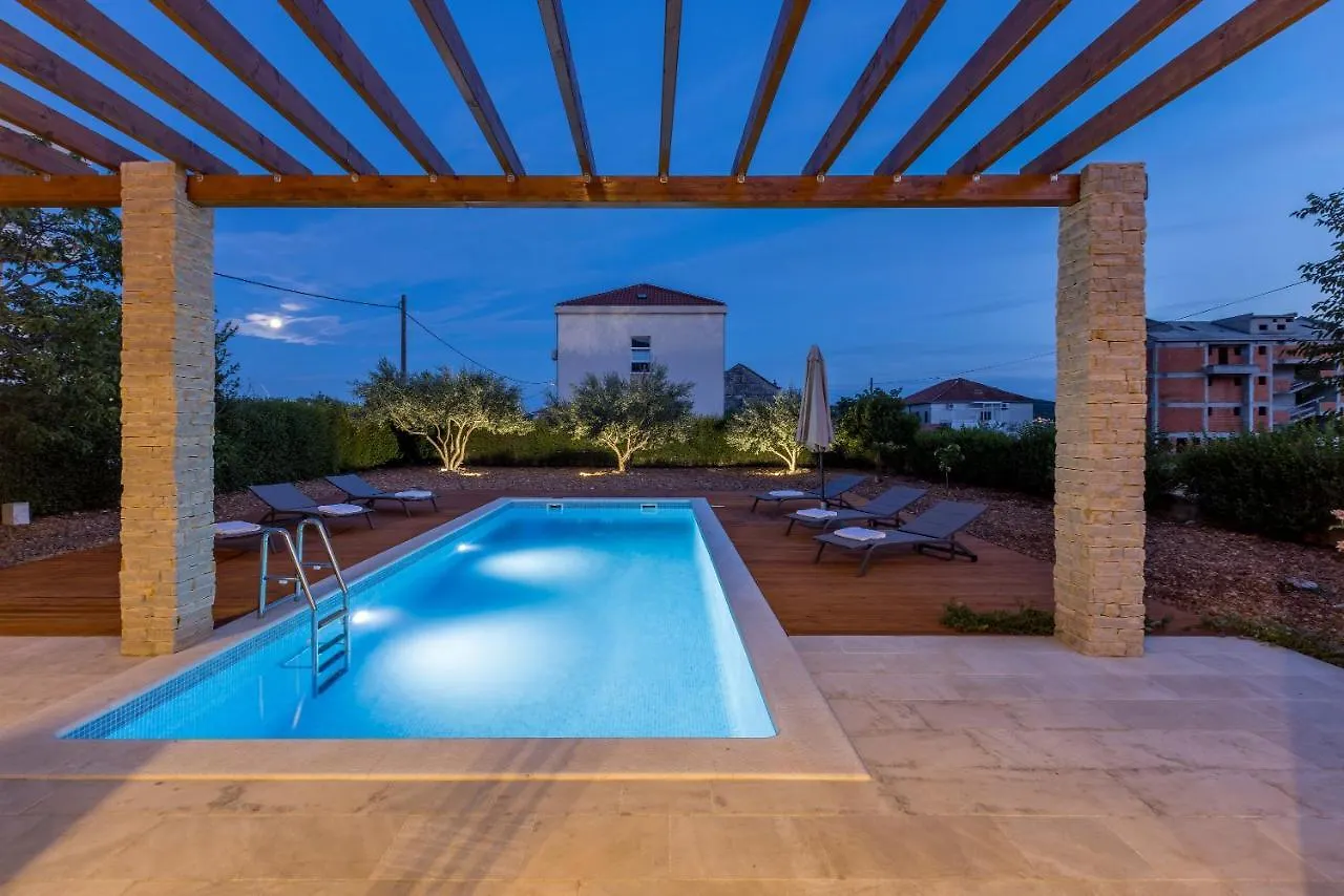 Villa Trogir